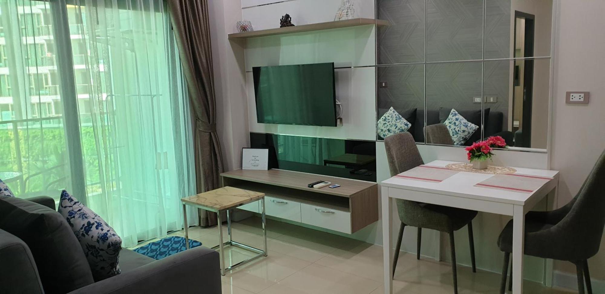 Dusit Grand Condo View Pantai Jomtien Luaran gambar