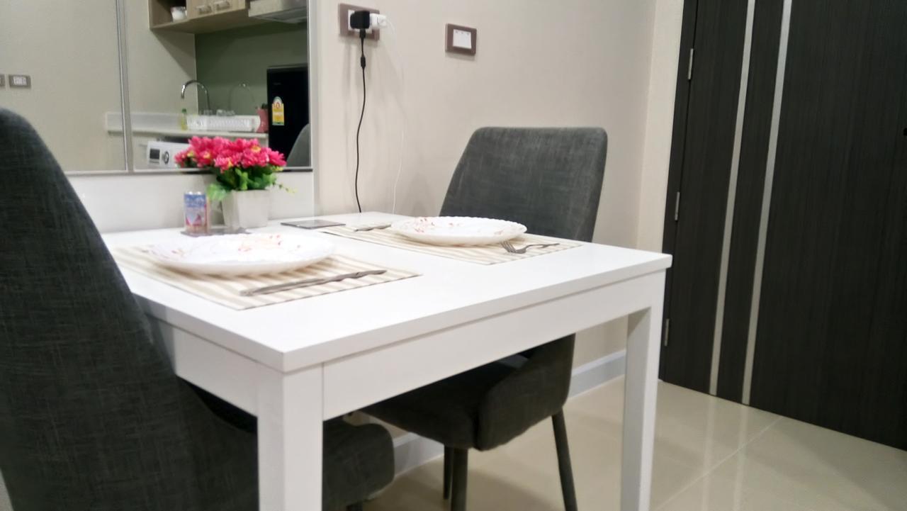 Dusit Grand Condo View Pantai Jomtien Luaran gambar
