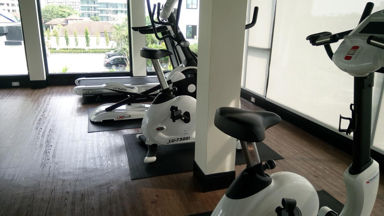 Dusit Grand Condo View Pantai Jomtien Luaran gambar