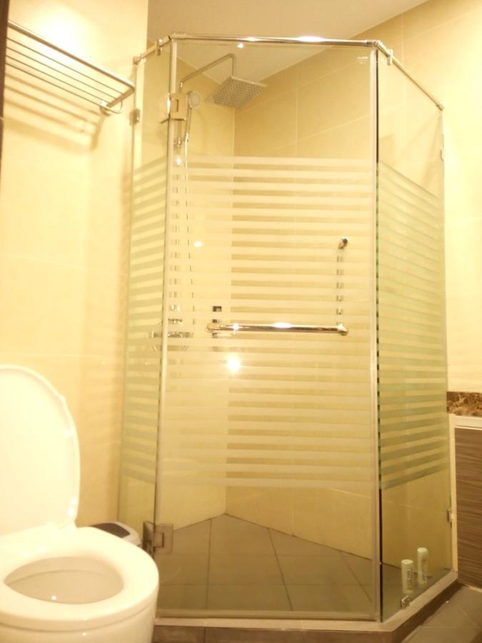 Dusit Grand Condo View Pantai Jomtien Luaran gambar